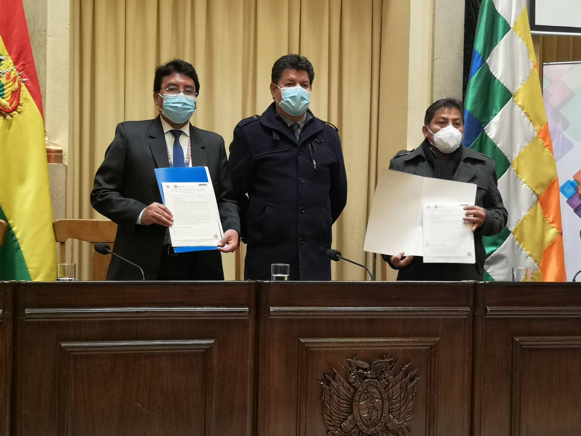 QUIPUS Y ADSIB FIRMAN CONVENIO PARA DAR INICIO A “LA ERA DIGITAL”